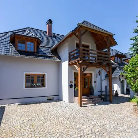 Casa de hóspedes Bavaria 4*